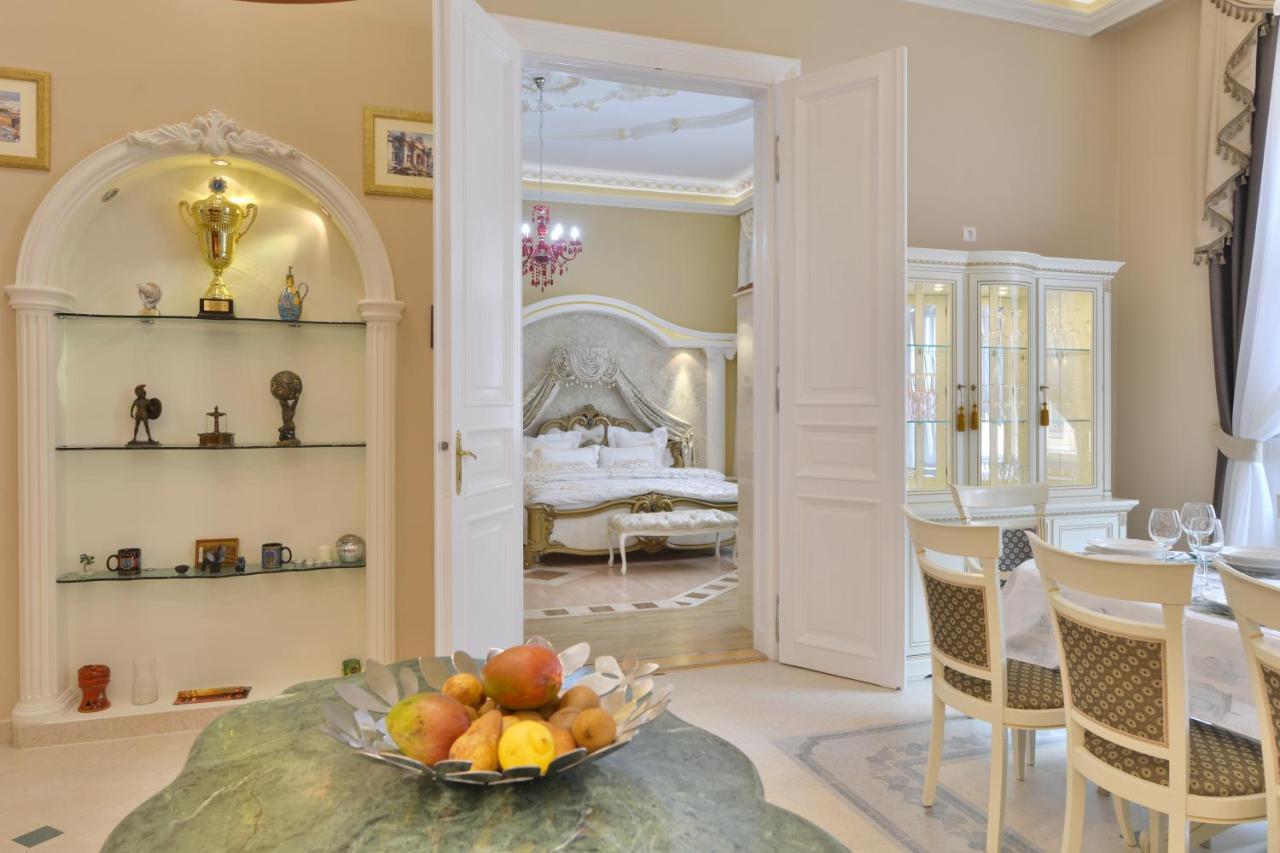 Apartment Roza Luxury